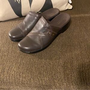Clarks Bendables Leather Wedge Slip-On Mules 8 boho vibes boho chic
